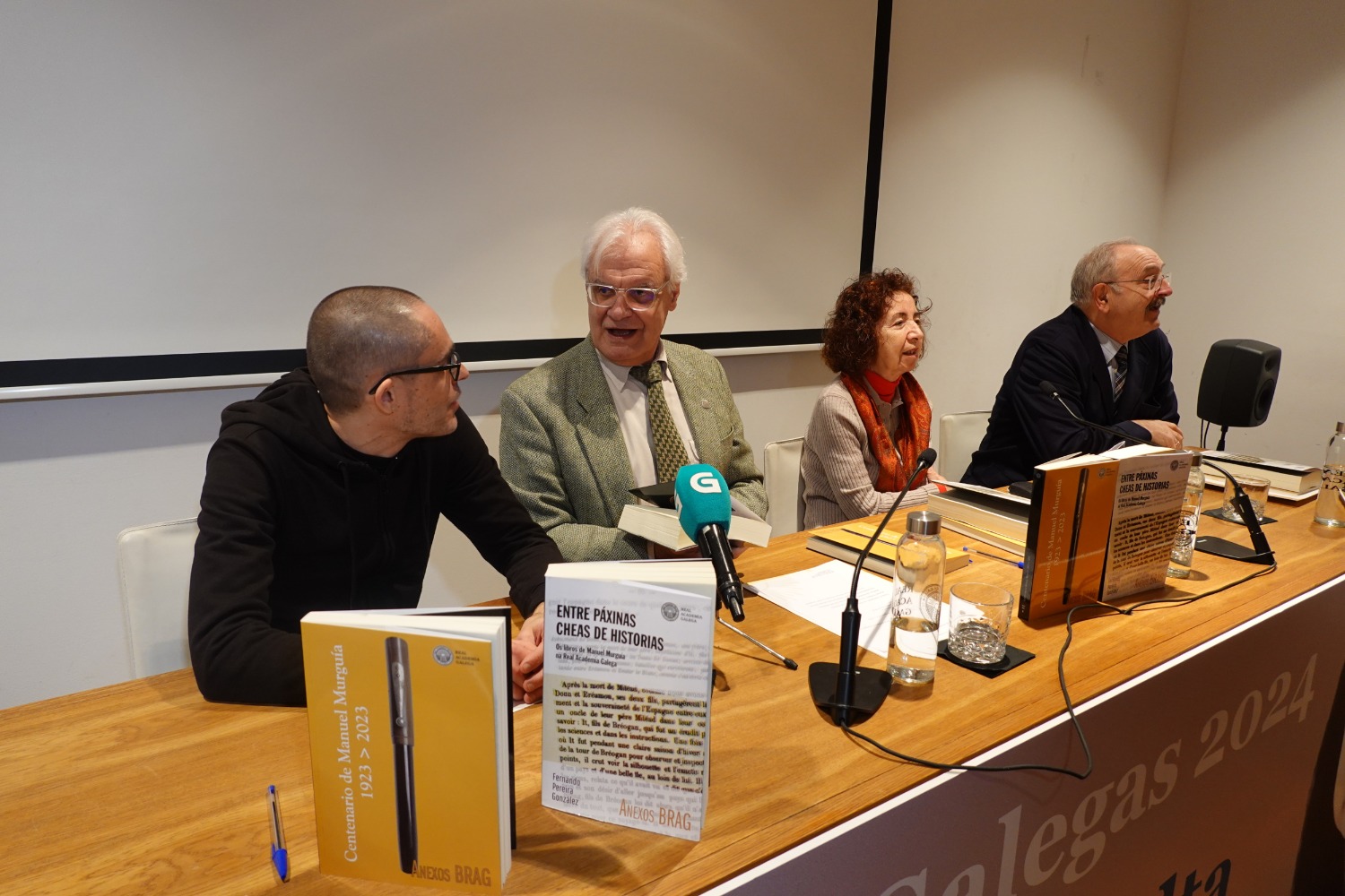 A Academia pecha o centenario de Murguía coa edición do catálogo da súa biblioteca