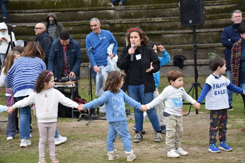 A terceira edición de 'Modo galego, actívao!' remata cunha gran foliada escolar