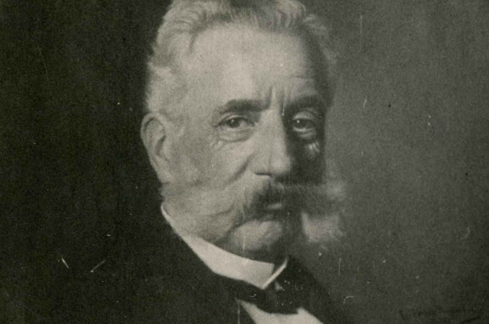Lembranza do académico Ramón Pérez Costales, médico humanista e filántropo