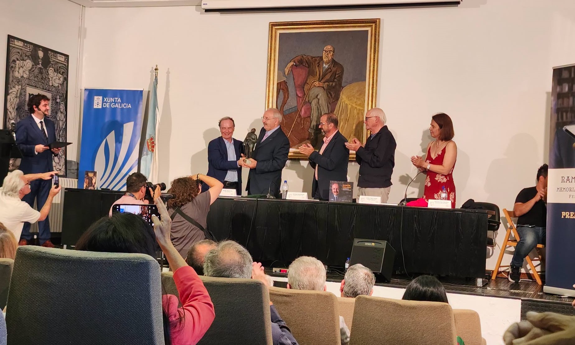 Ramón Villares recibe o Premio Trasalba 2026