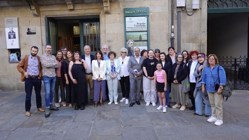 'Navegar no pracer do azul' en Compostela