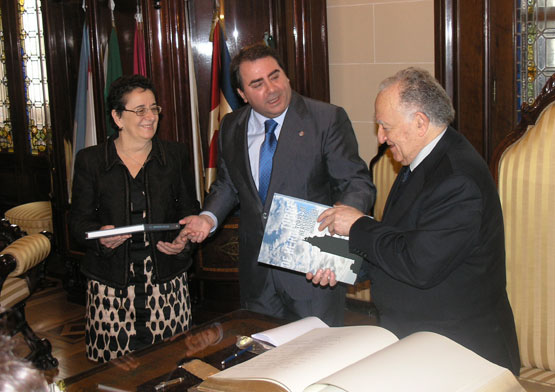 Rosario Álvarez, Carlos Negreira e Alonso Montero