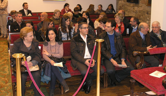 Público asistente ao acto